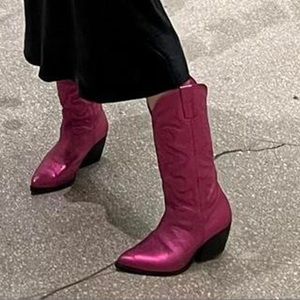 STEVE MADDEN WEST METALLIC FUSCHIA